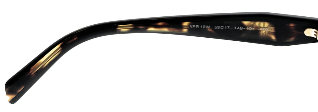 https://prada-skus.s3.amazonaws.com/opticals/112084.05.JPG