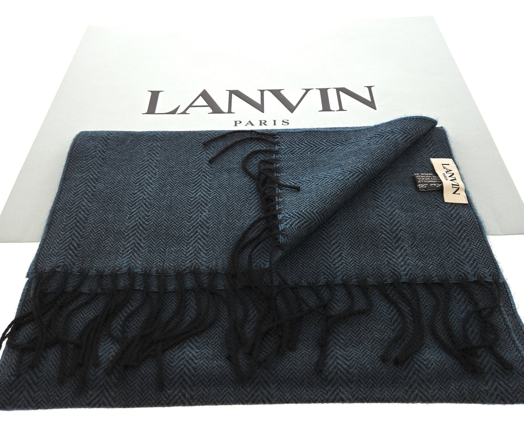 Lanvin Pure Virgin Wool Scarf – Herringbone Pattern, Elegant Fringed Design