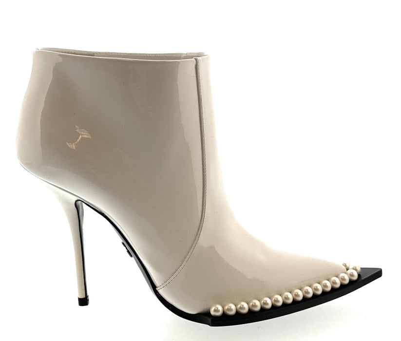 Dolce & Gabbana White Patent Pearl-Trimmed Ankle Boots
-EU35.5