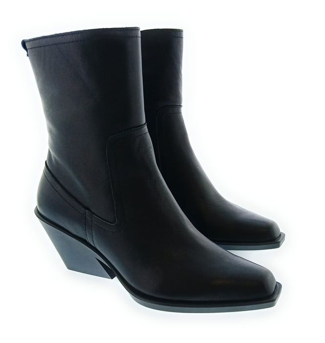 Armani Exchange Women's Black Pointed-Toe Ankle Boots-10.5