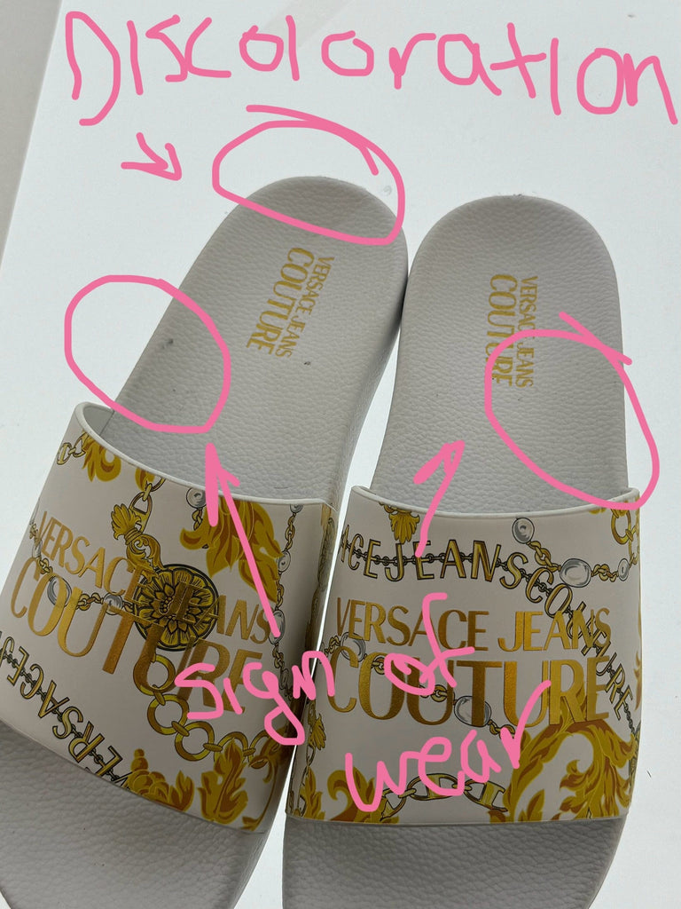 Damaged/Store Return Versace Jeans Couture White/Gold Signature Pattern Pool Slide-11