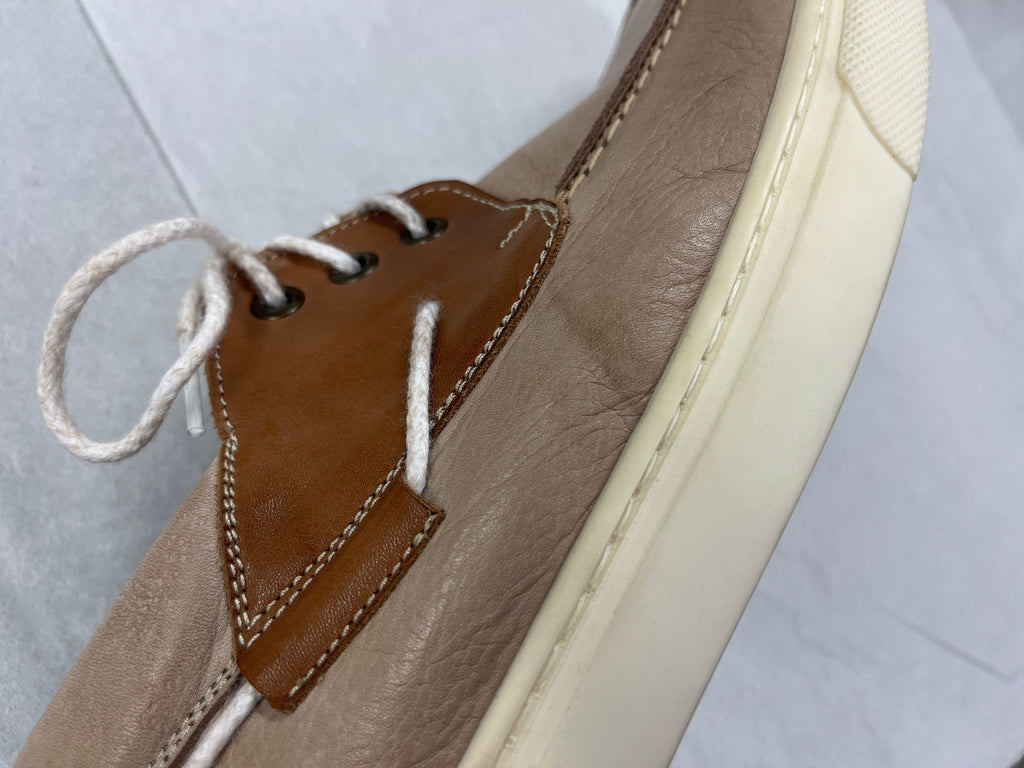 DANIELA FARGION Brown/Tan Leather Slip On Shoes - 11